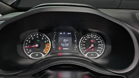 Jeep 레니게이드 2.4 2021 8