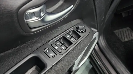 Jeep 레니게이드 2.4 2021 16