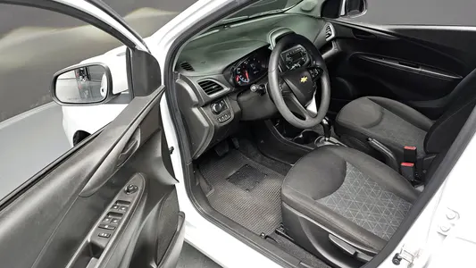 Chevrolet Spark LT 2018 12
