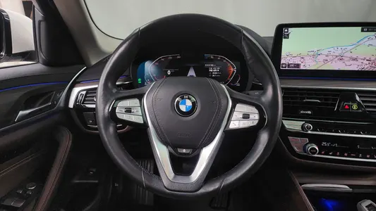 BMW 5 Series (G30) 523d xDrive 2020 13