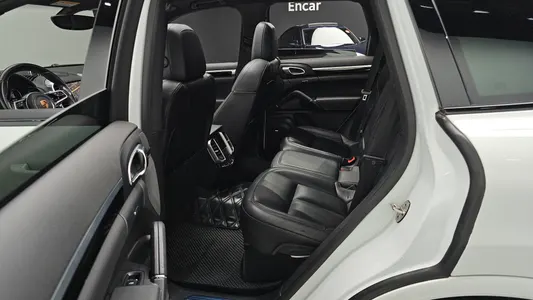 Porsche 카이엔 3.0 2017 12