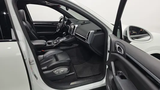 Porsche 카이엔 3.0 2017 10