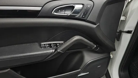 Porsche 카이엔 3.0 2017 17