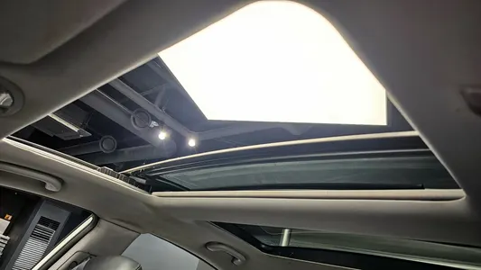 Hyundai YF Y20 2009 16