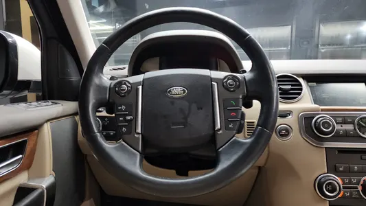 Land Rover 4 3.0 SDV6 HSE 2016 13
