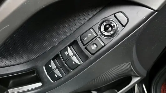 Hyundai MD M16 GDI 2012 18