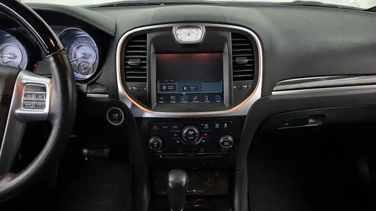크라이슬러 300C 3.0 2012 14