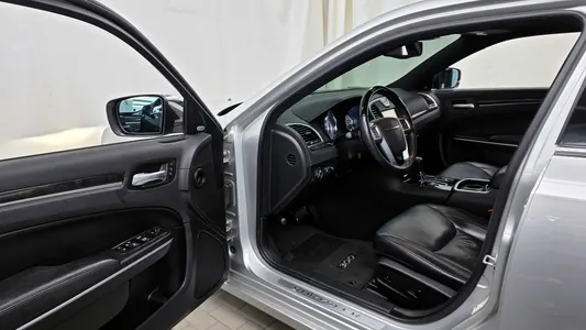 크라이슬러 300C 3.0 2012 10