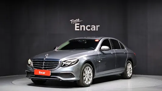 Mercedes-Benz E-Class W213 E300 4MATIC 2018