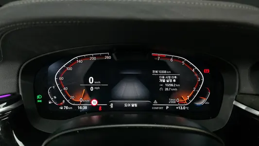 BMW 6 Series GT (G32) 630i xDrive M 2024 8