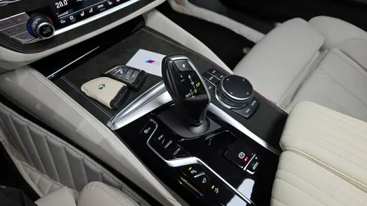 BMW 6 Series GT (G32) 630i xDrive M 2024 9