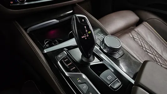 BMW 6 Series GT (G32) 640i xDrive M 2018 9