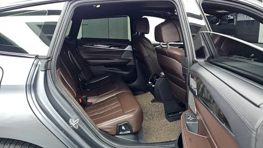 BMW 6 Series GT (G32) 640i xDrive M 2018 12