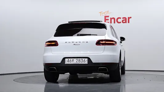 Porsche 마칸 2.0 2018 4