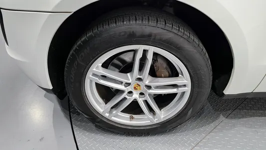 Porsche 마칸 2.0 2018 5