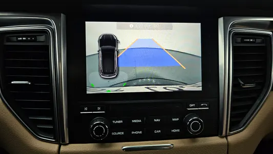 Porsche 마칸 2.0 2018 18