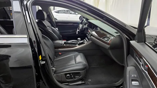 Genesis EQ900 3.8 GDI AWD 2016 11