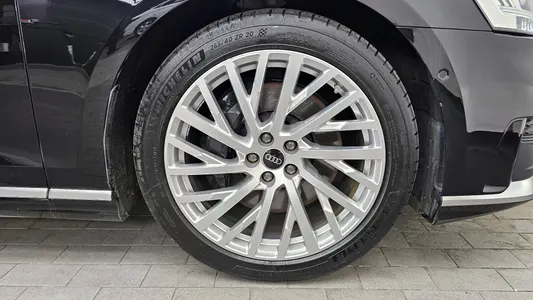 Audi A8 (D5) 55 TFSI LWB 2021 5