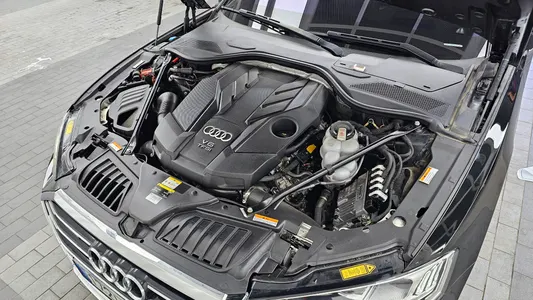 Audi A8 (D5) 55 TFSI LWB 2021 6