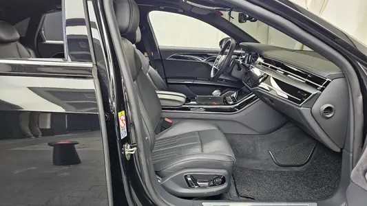 Audi A8 (D5) 55 TFSI LWB 2021 11