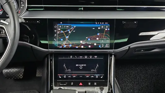 Audi A8 (D5) 55 TFSI LWB 2021 14