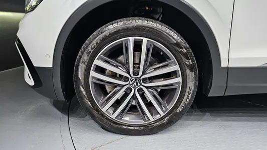 Volkswagen 티구안 올스페이스 2.0 TSI 2023 5