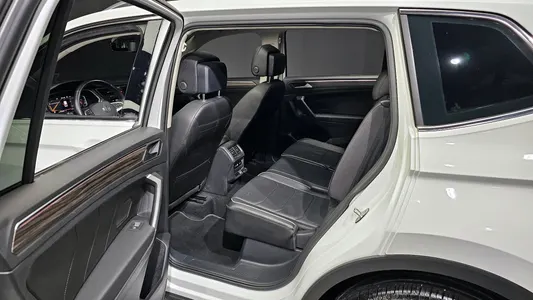 Volkswagen 티구안 올스페이스 2.0 TSI 2023 11