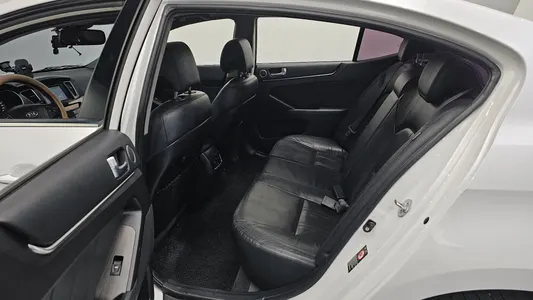 Kia K7 2.4 GDI 2012 11