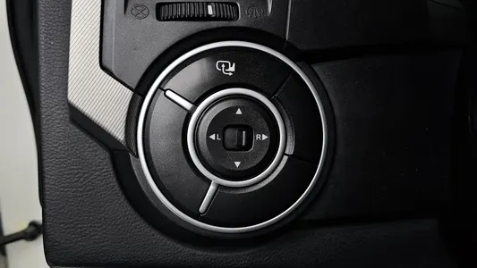 KG Mobility 코란도 스포츠 CX7 4WD 2014 13
