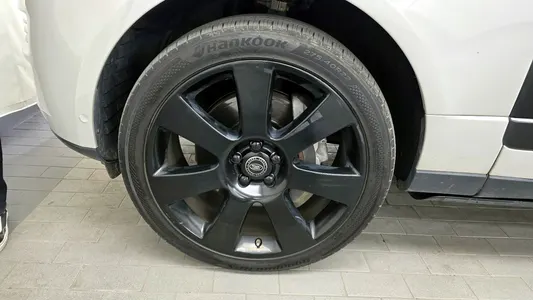 Land Rover 4 4.4 SDV8 Vogue SE 2014 5