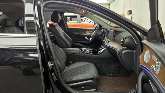 Mercedes-Benz E-Class W213 E300 4MATIC 2020 11