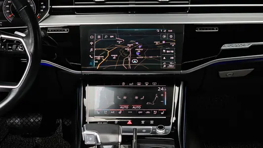 Audi A8 (D5) 55 TFSI LWB 2020 14