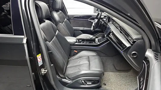 Audi A8 (D5) 55 TFSI LWB 2020 10