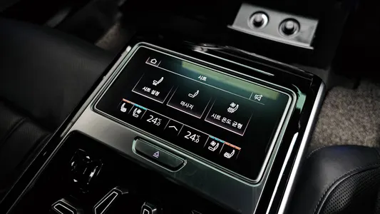 Audi A8 (D5) 55 TFSI LWB 2020 18