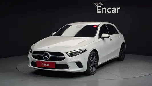 Mercedes-Benz A-Class W177 A220 2022