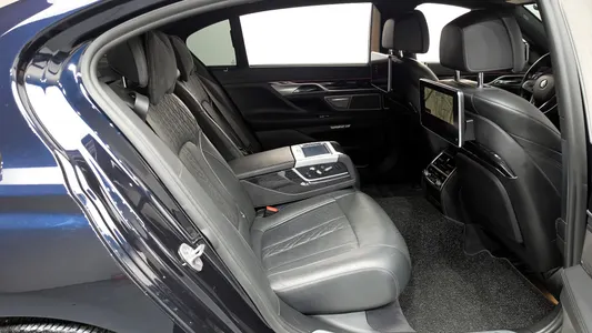 BMW 7 Series (G11) 740Li xDrive M 2018 11
