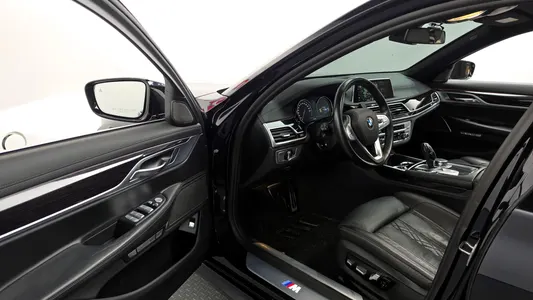 BMW 7 Series (G11) 740Li xDrive M 2018 10