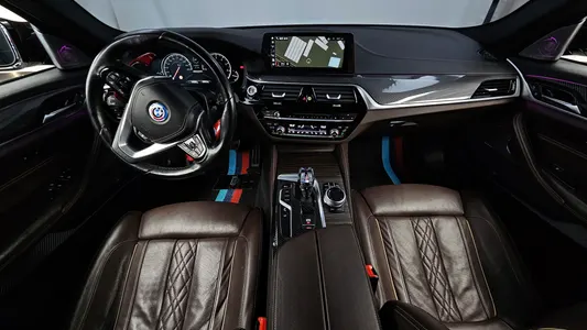 BMW 5 Series (G30) 530i M 2017 7