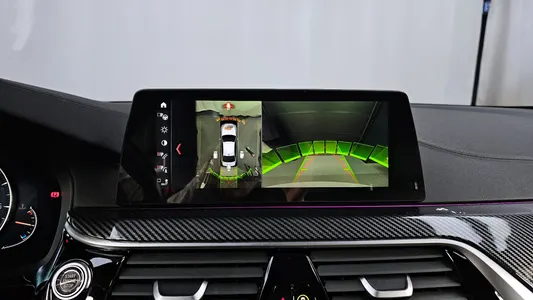 BMW 5 Series (G30) 530i M 2017 15