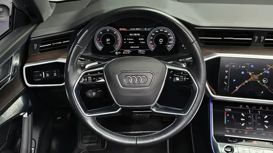 Audi A7 (4K) 45 TDI 2022 13