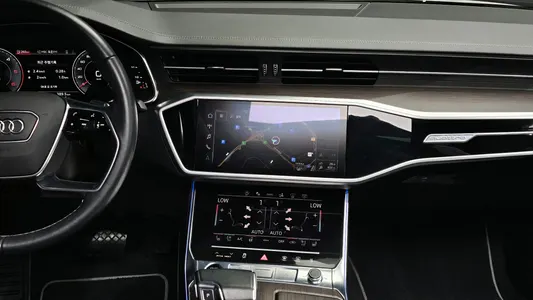 Audi A7 (4K) 45 TDI 2022 15