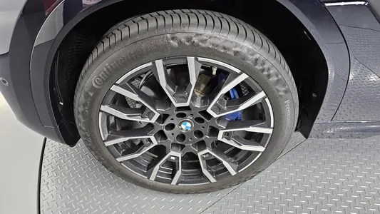 BMW X6 (G06) xDrive40i M 2025 5