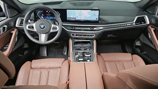BMW X6 (G06) xDrive40i M 2025 7