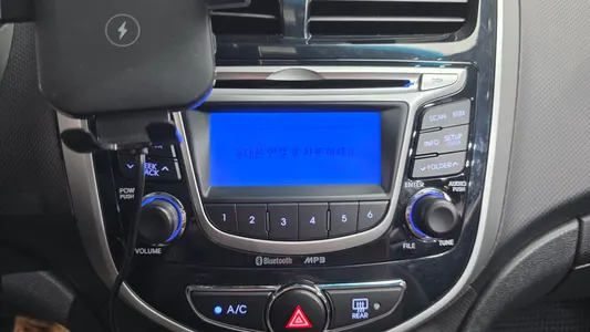 Hyundai () 1.4 VVT 2014 16