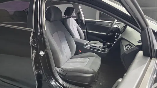Hyundai LF 2.0 2016 12
