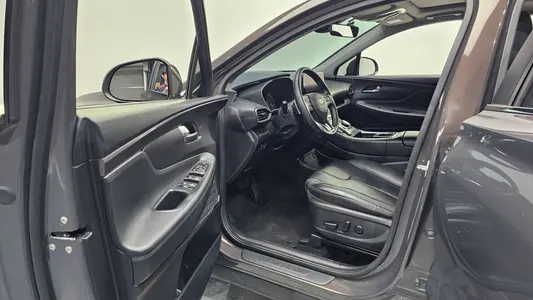 Hyundai 싼타페 2.2 2WD 2021 10