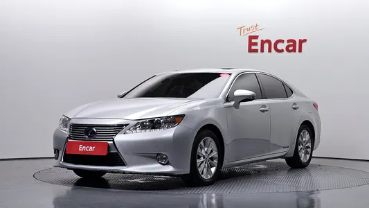 Lexus ES300h 2013
