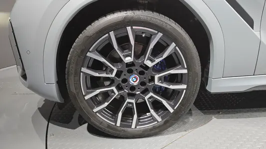 BMW X6 (G06) xDrive40i M 2024 5