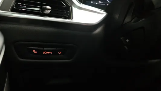 BMW X6 (G06) xDrive40i M 2024 29