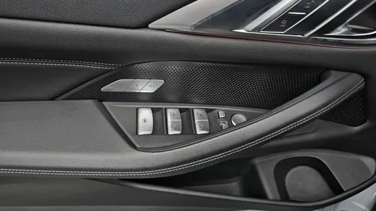 BMW 4 Series (G22) 420i M 2022 16